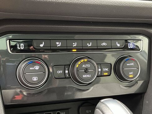 Used 2019 Volkswagen Tiguan S AWD/4WD image 24