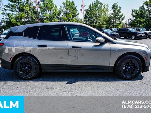 Used 2024 BMW iX xDrive50 w/ Convenience Package AWD/4WD image 8