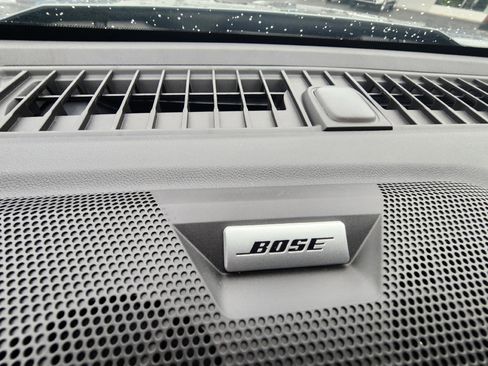 Used 2025 GMC Canyon AT4 w/ AT4X Package image 17