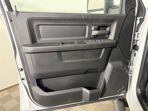 New 2026 RAM 2500 Tradesman AWD/4WD image 12