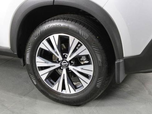 Certified 2023 Nissan Rogue SV AWD/4WD image 15