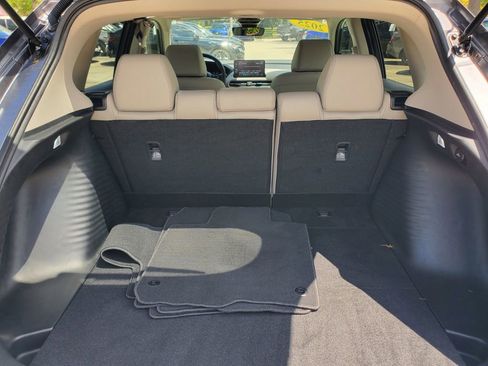 Used 2025 Honda HR-V EX-L image 8