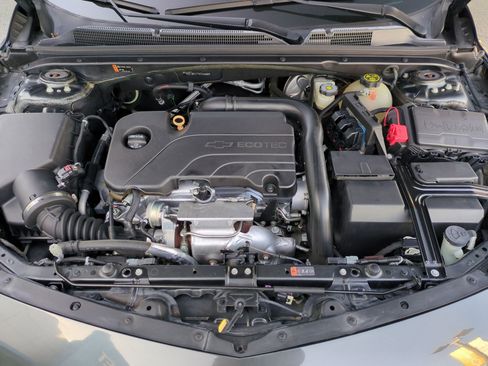 Used 2017 Chevrolet Malibu LS image 29
