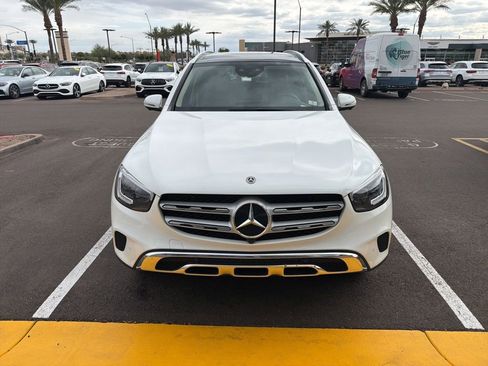 Certified 2020 Mercedes-Benz GLC 300 4MATIC image 2