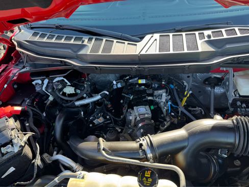 Used 2021 Ford F150 XLT w/ XTR Package image 32