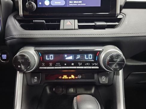 Used 2023 Toyota RAV4 XLE w/ Convenience Package FWD image 22