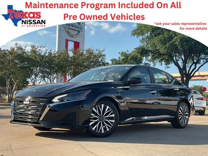 Used 2025 Nissan Altima 2.5 SV