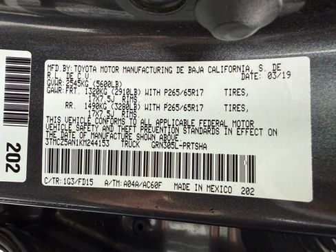 Used 2019 Toyota Tacoma TRD Sport w/ Technology Package image 15