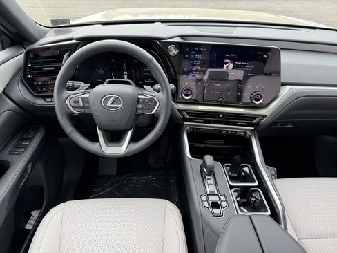 Used 2026 Lexus TX 350 AWD w/ Technology Package image 8