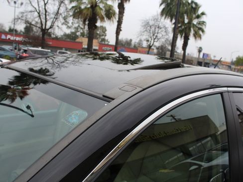 Used 2011 Honda CR-V EX-L image 12