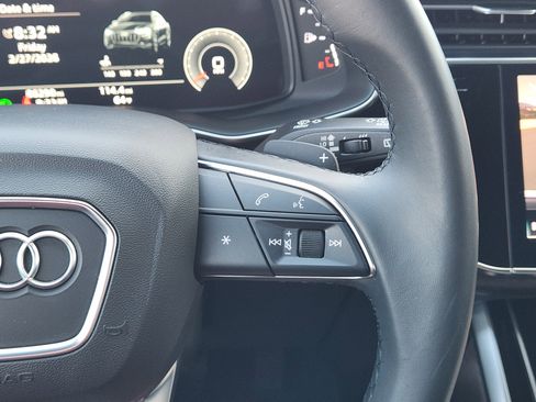 Used 2021 Audi Q8 Prestige w/ Prestige Package image 30