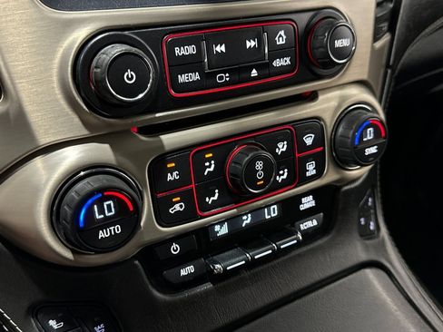 Used 2015 GMC Yukon Denali w/ Premium Package image 37