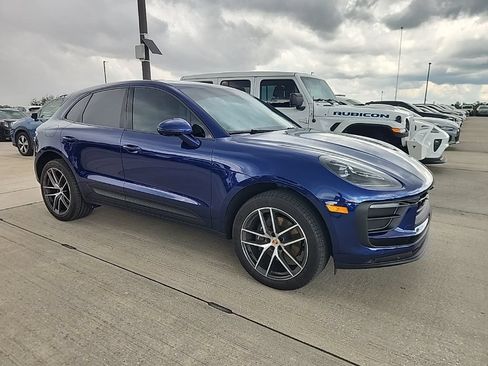 Used 2024 Porsche Macan AWD/4WD image 1