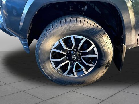 Certified 2023 Toyota Tacoma TRD Sport w/ Technology Package AWD/4WD image 11