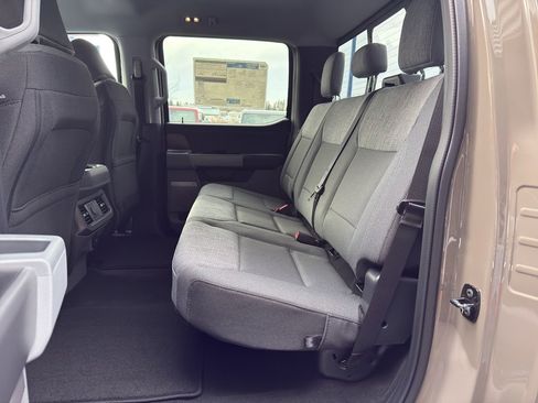 New 2026 Ford F250 XLT w/ XLT Premium Package AWD/4WD image 31
