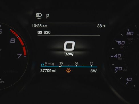 Used 2023 Alfa Romeo Stelvio Ti image 15