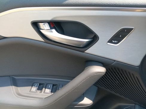 Used 2023 Acura TLX FWD image 15