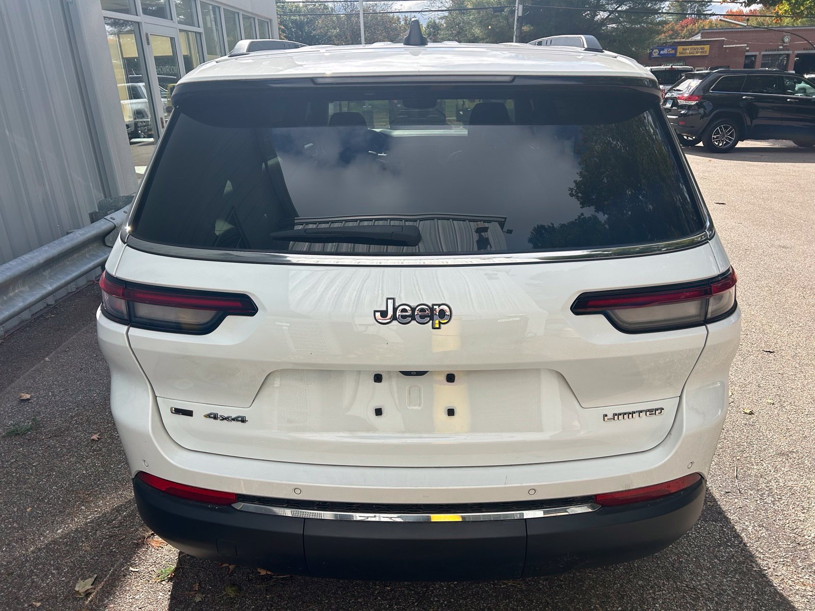 Used 2021 Jeep Grand Cherokee L Limited w/ Trailer Tow Group (B) AWD/4WD image 6