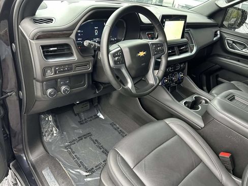 Used 2024 Chevrolet Tahoe LT RWD image 19