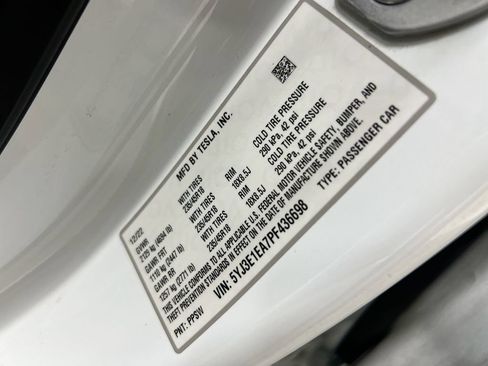 Used 2023 Tesla Model 3 Standard Range RWD image 25