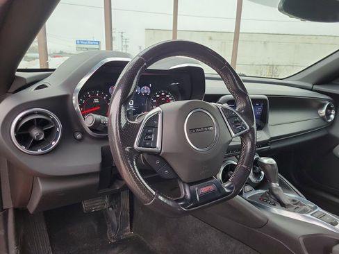 Used 2021 Chevrolet Camaro SS RWD image 14