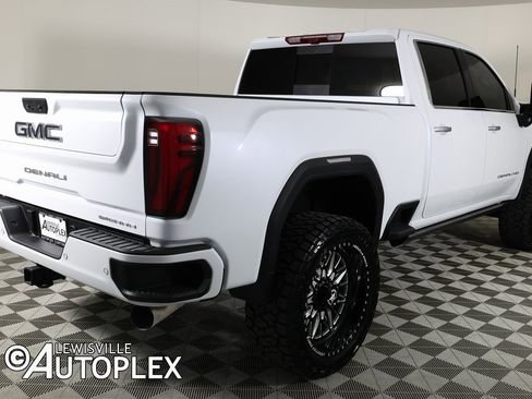 Used 2026 GMC Sierra 2500 Denali Ultimate image 5