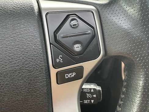 Used 2016 Toyota 4Runner SR5 Premium RWD image 26