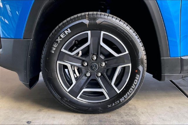 New 2026 Jeep Cherokee Limited AWD/4WD image 10