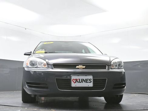 Used 2009 Chevrolet Impala LS FWD image 45