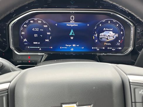 Certified 2026 Chevrolet Silverado 1500 LT AWD/4WD image 11