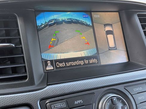 Used 2018 Nissan Pathfinder SL AWD/4WD image 28