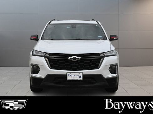 Used 2022 Chevrolet Traverse Premier w/ Redline Edition image 2