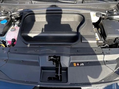 New 2025 Hyundai Ioniq 6 SEL image 11