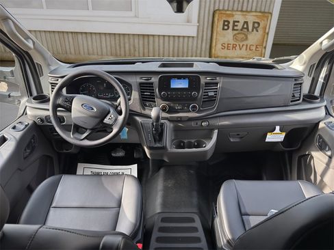 New 2025 Ford Transit 250 148 Medium Roof image 24