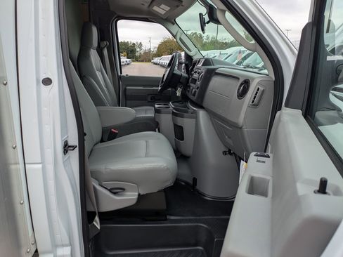 New 2026 Ford E-350 and Econoline 350 Super Duty w/ Power Equipment Group image 29