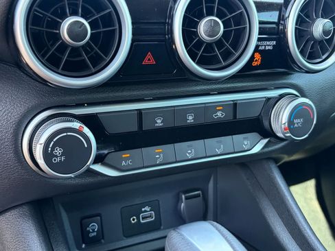 Used 2025 Nissan Sentra S FWD image 19
