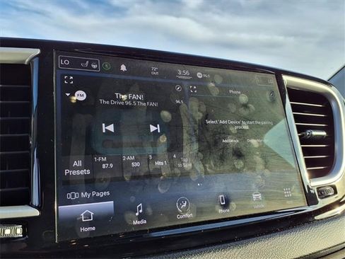 Used 2021 Chrysler Pacifica Touring-L image 51