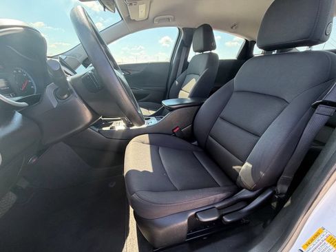 Used 2024 Chevrolet Malibu LS FWD image 11