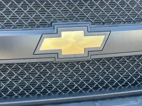 Used 2021 Chevrolet Express 2500 Extended w/ Driver Convenience Package RWD image 35