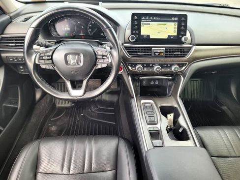 Used 2022 Honda Accord Touring image 14