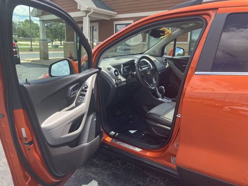 Used 2015 Chevrolet Trax LTZ AWD/4WD image 9