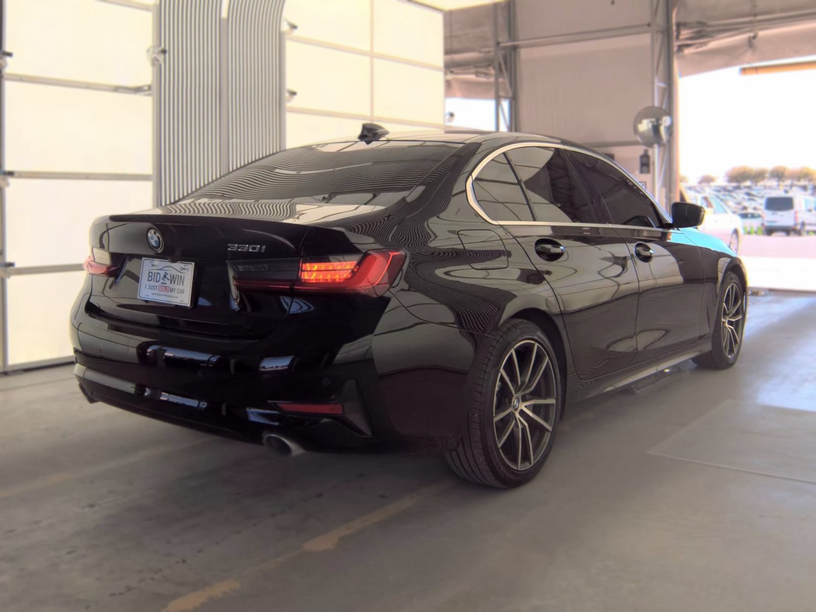 Used 2020 BMW 330i Sedan RWD image 3