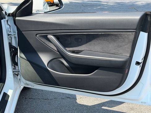 Used 2018 Tesla Model 3 RWD image 36