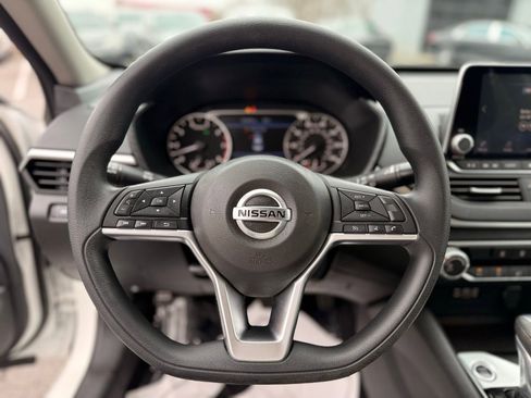 Used 2019 Nissan Altima 2.5 S image 16