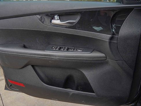 Used 2020 Kia Forte GT-Line image 22