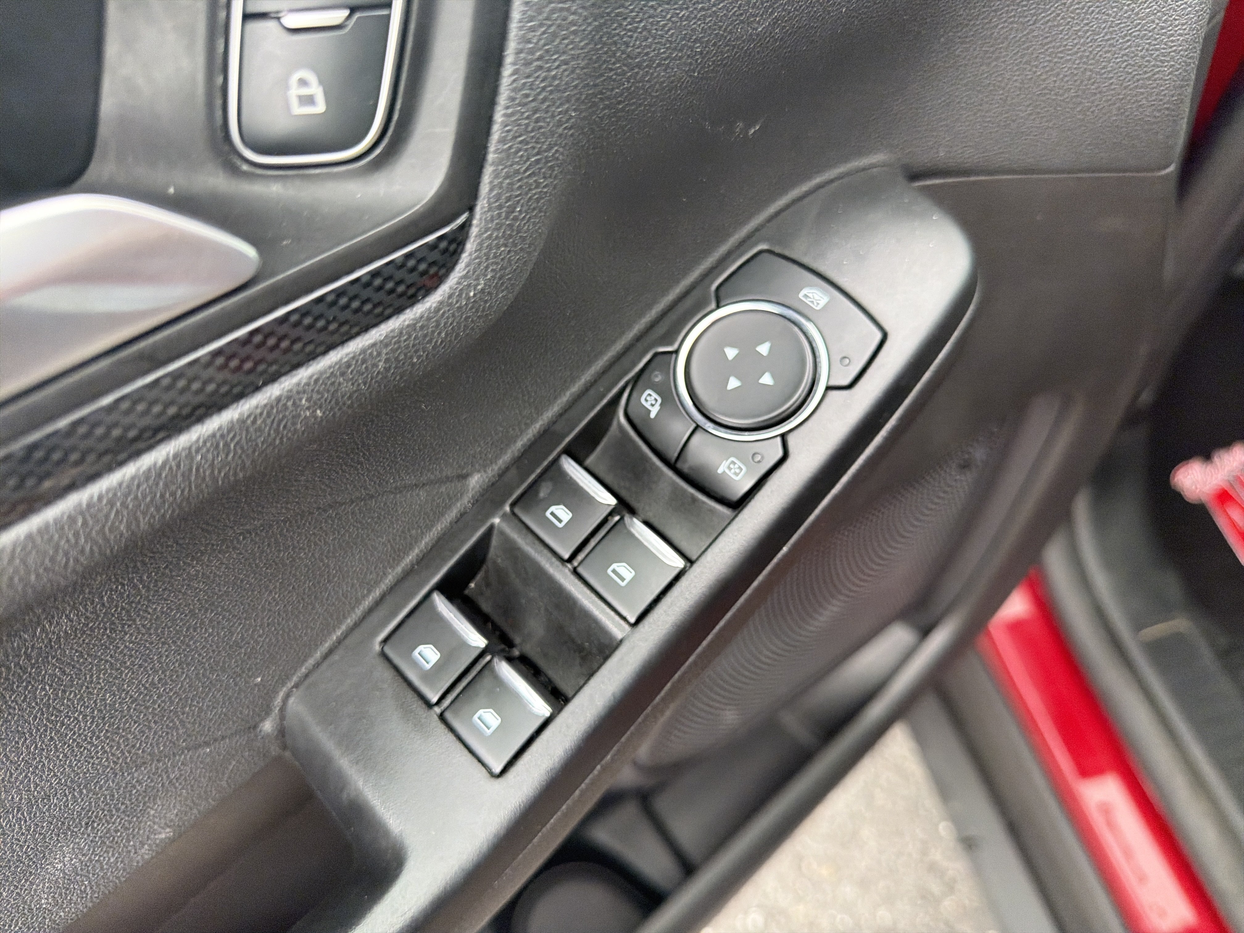 Used 2024 Ford Escape ST-Line AWD/4WD image 16