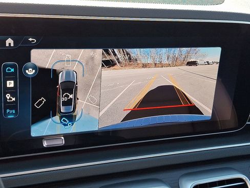 Used 2025 Mercedes-Benz GLE 350 4MATIC image 19