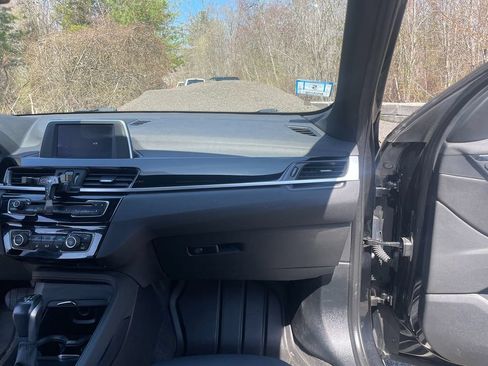 Used 2018 BMW X1 xDrive28i w/ Convenience Package AWD/4WD image 29