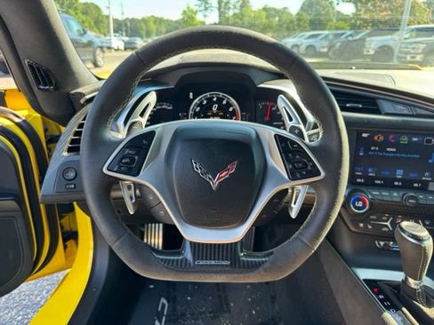 Used 2016 Chevrolet Corvette Z06 w/ C7.r Special Edition RWD image 15