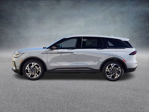 New 2026 Lincoln Nautilus Premier w/ Jet Appearance Package image 4